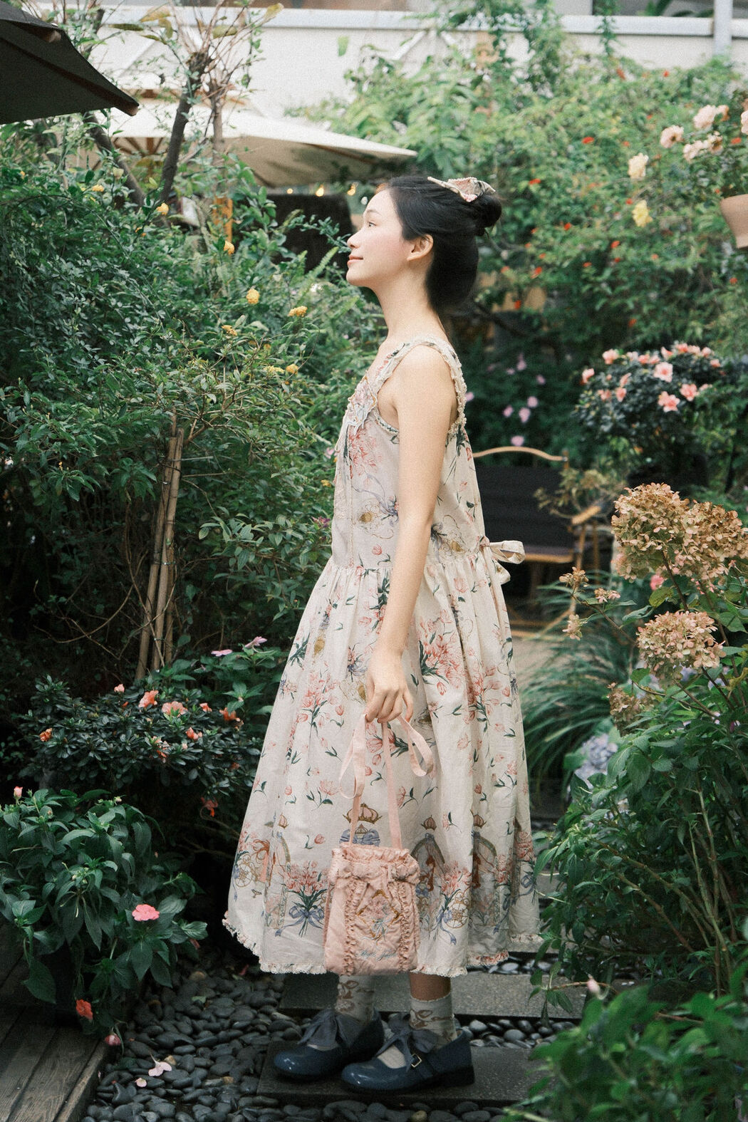YiTuYu艺图语 Vol.8271 Zzzhen (25P)