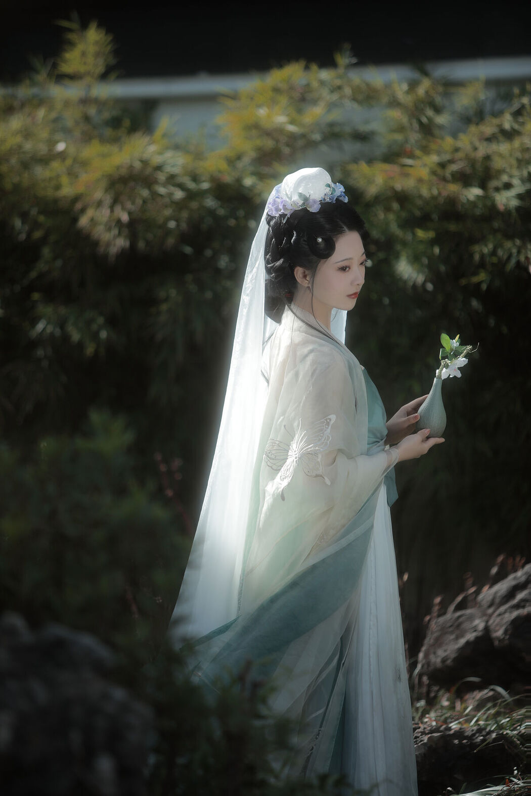 YiTuYu艺图语 Vol.8269 一固美撇捺 (26P)