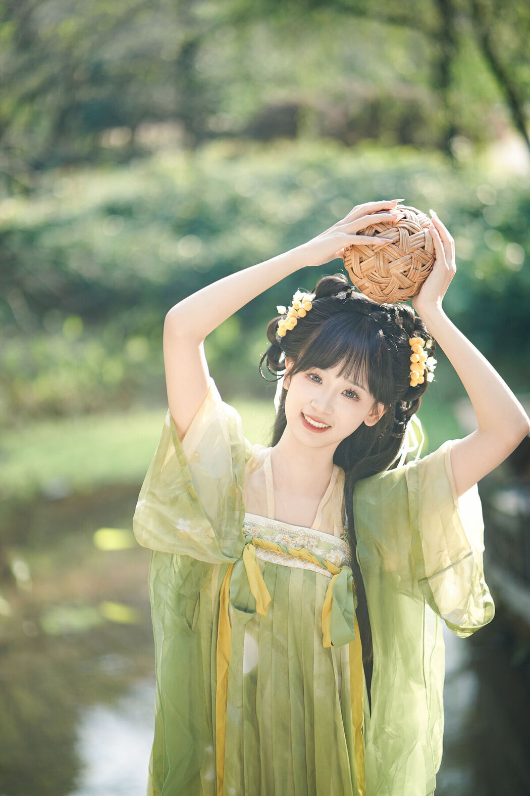 YiTuYu艺图语 Vol.8277 春娇 (23P)