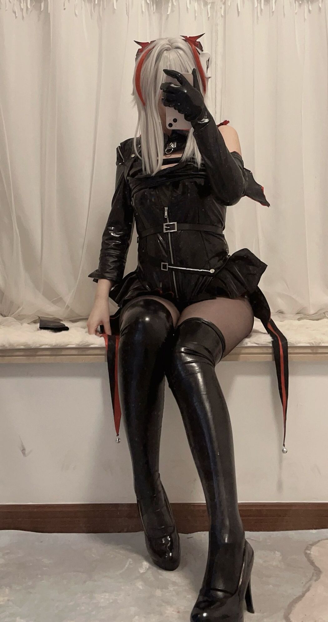 Coser@疯猫ss &#8211; 明日方舟 W (34P)