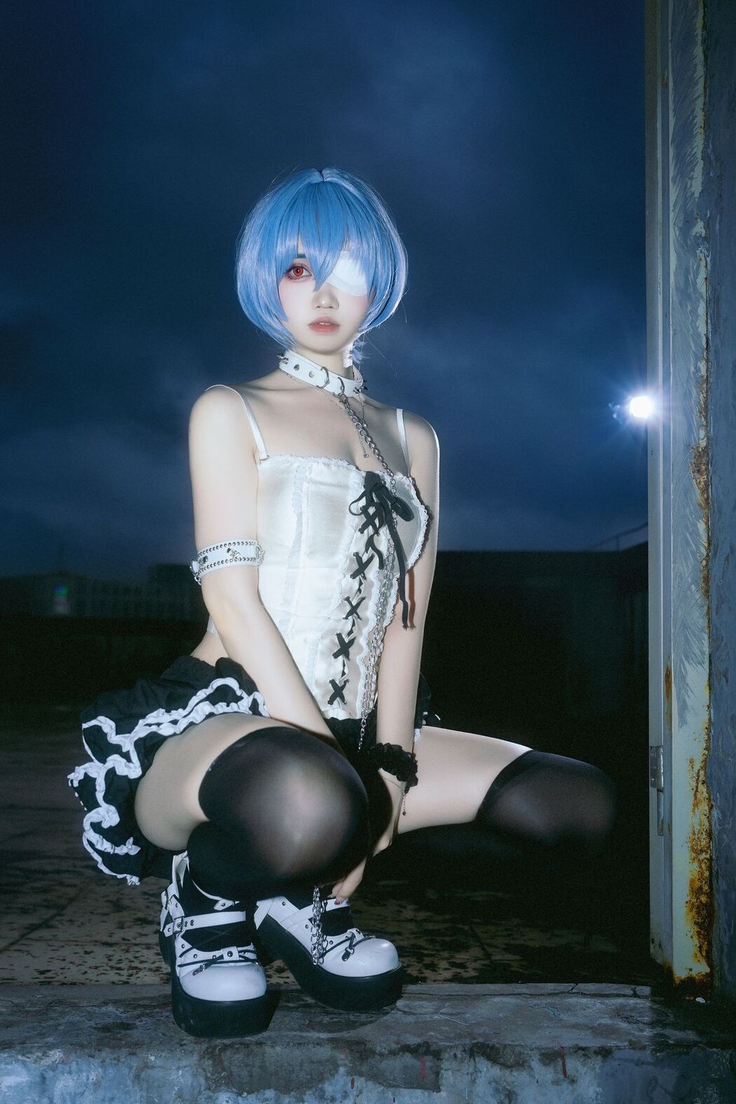Coser@洛桑w伊梓 &#8211; 雨后天台 (36P)