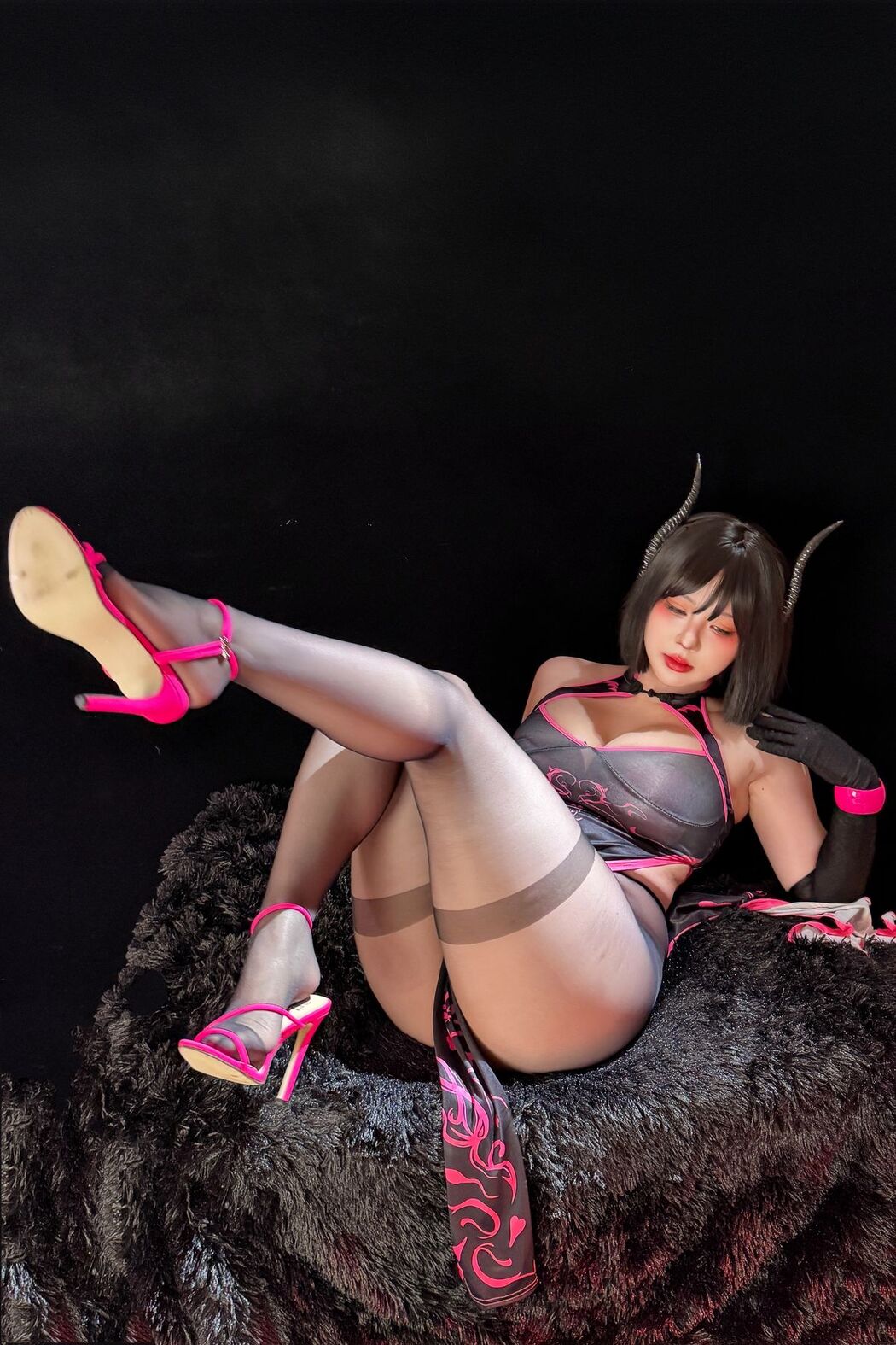 Coser@皮皮奶可可爱了啦 &#8211; 粉魅魔 Part2 (56P)