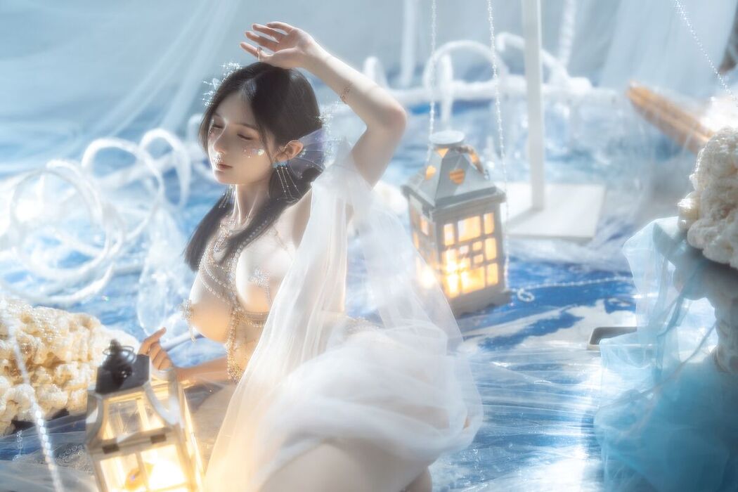 Coser@橙子喵酱 &#8211; 人鱼 (31P &#8211; 1V)