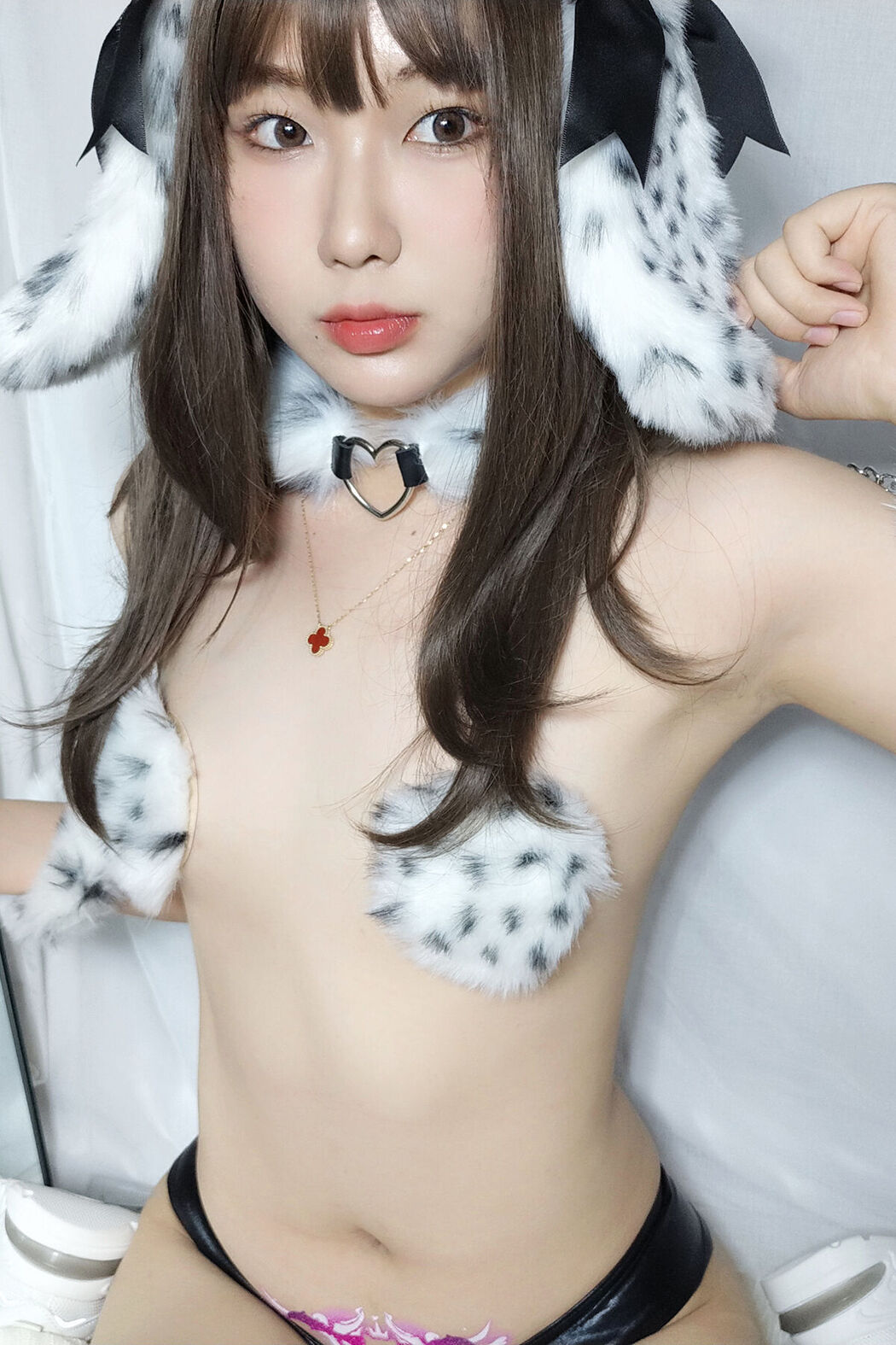 Coser@金桔万岁 – 斑点狗 (43P) Cover Photo