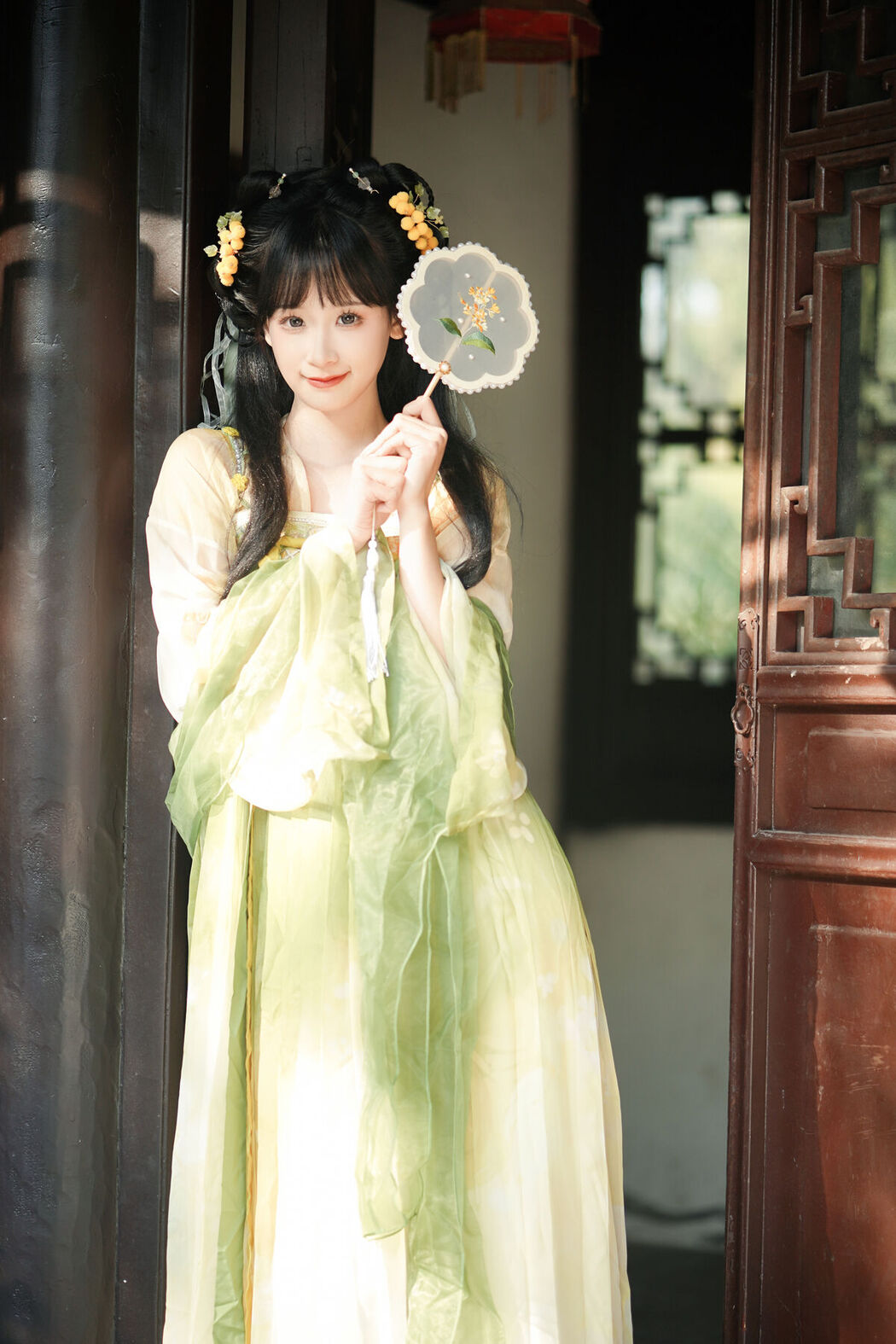 YiTuYu艺图语 Vol.8277 春娇 (23P)
