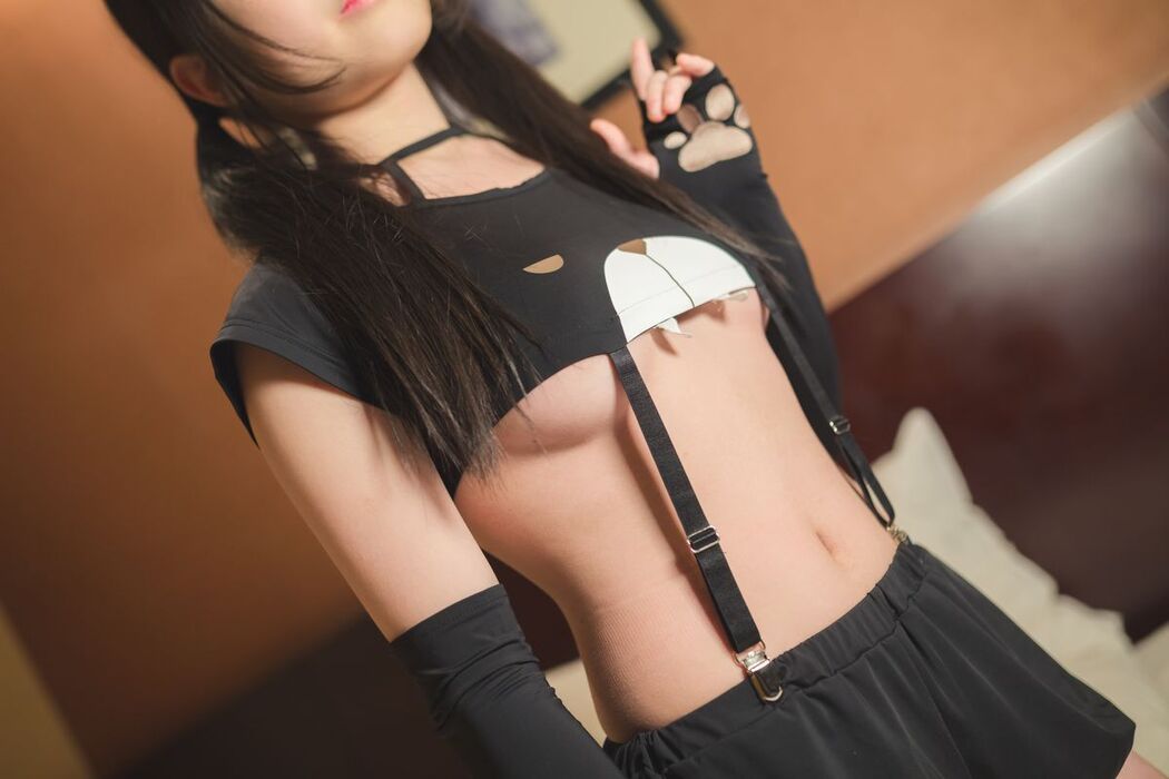 Coser@污神映画 &#8211; 海盜熊 (90P &#8211; 1V)