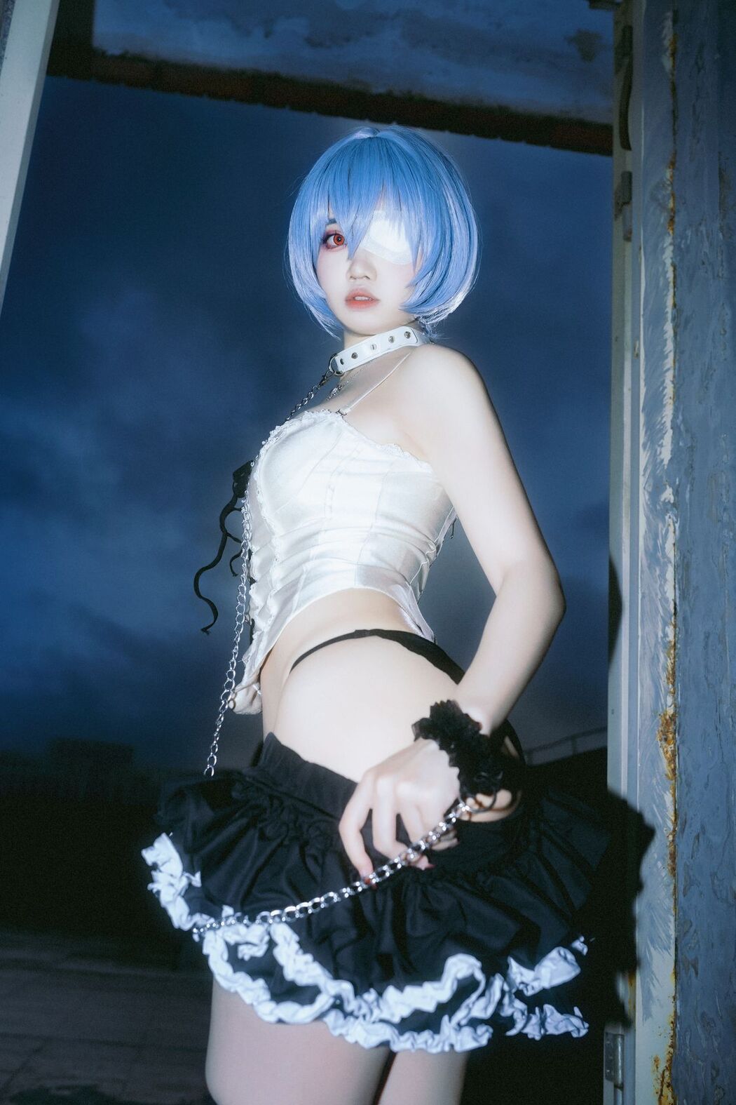 Coser@洛桑w伊梓 &#8211; 雨后天台 (36P)