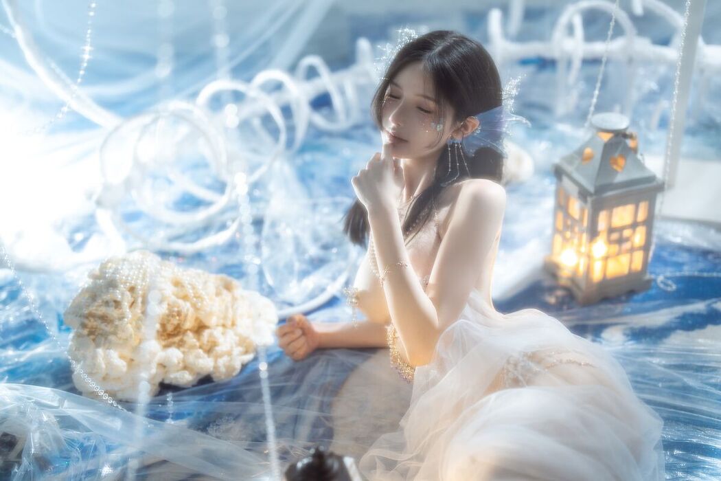 Coser@橙子喵酱 &#8211; 人鱼 (31P &#8211; 1V)