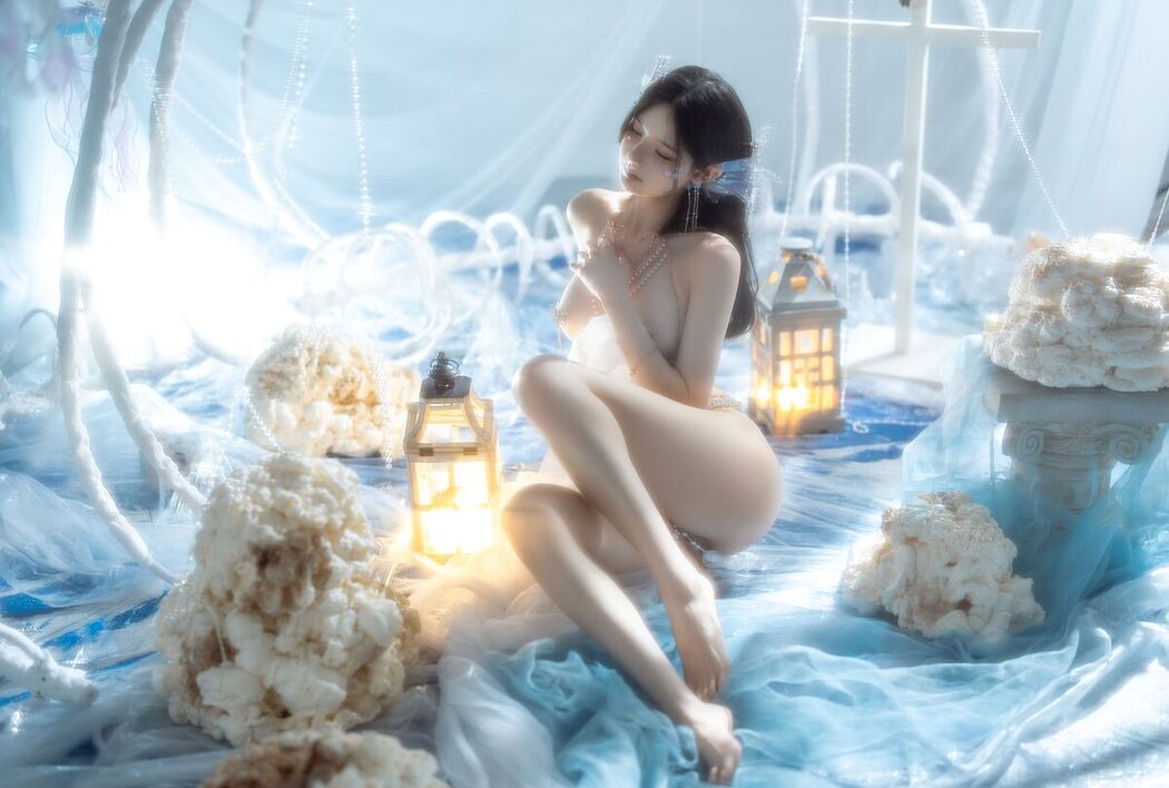 Coser@橙子喵酱 &#8211; 人鱼 (31P &#8211; 1V)