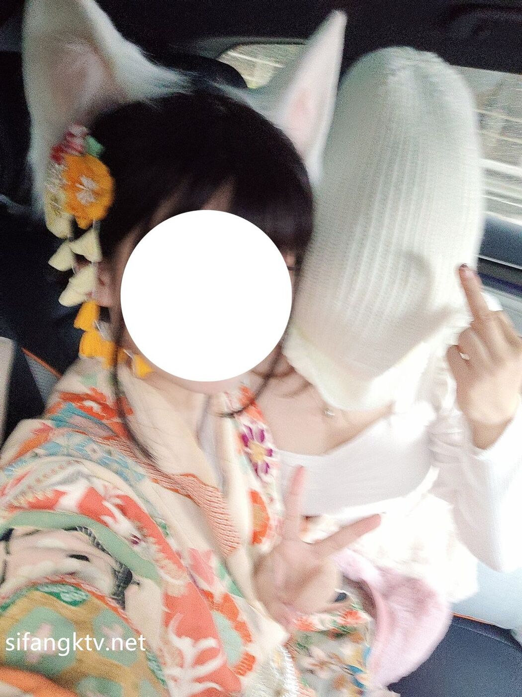 Coser@星野柒兔 – 精选图 EP.01 (27P – 2V)