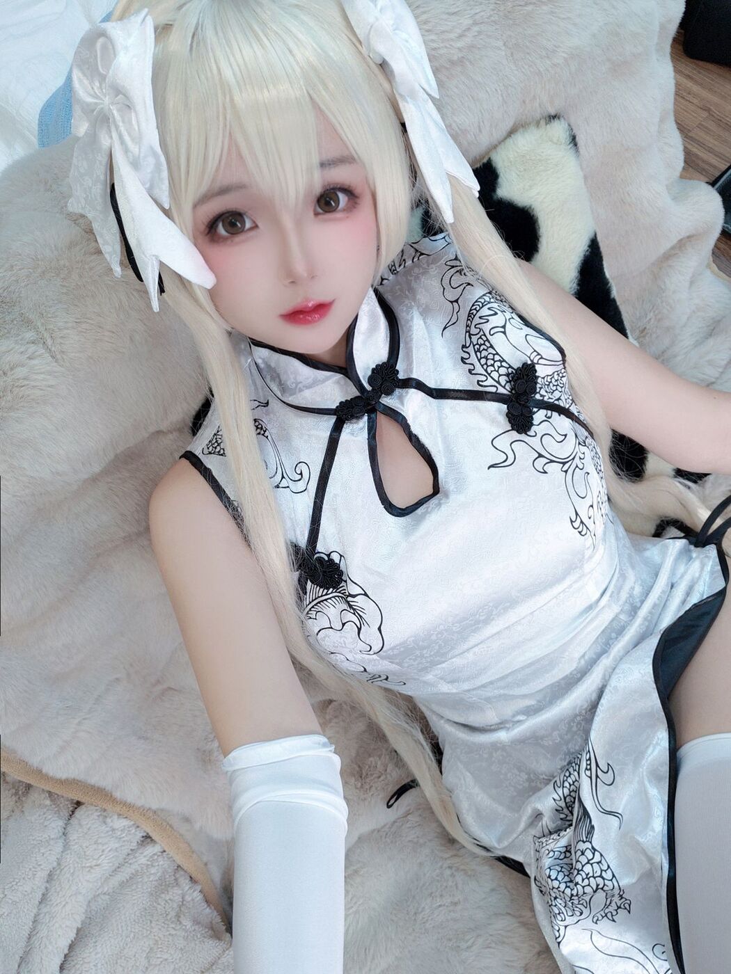 Coser@日奈娇 &#8211; 穹妹自拍 (21P)