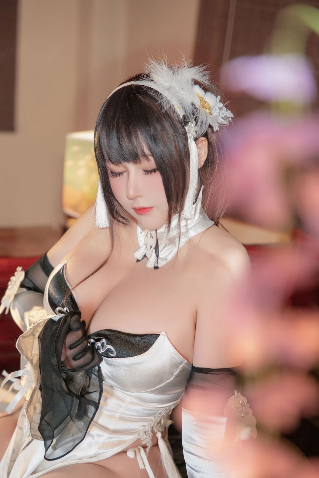 Coser@KANEKO_咔喵 &#8211; 碧蓝航线 镇海 白旗袍 (31P)