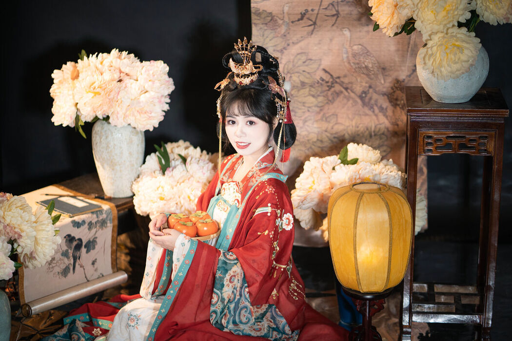 YiTuYu艺图语 Vol.8283 是妧妧吖 (22P)