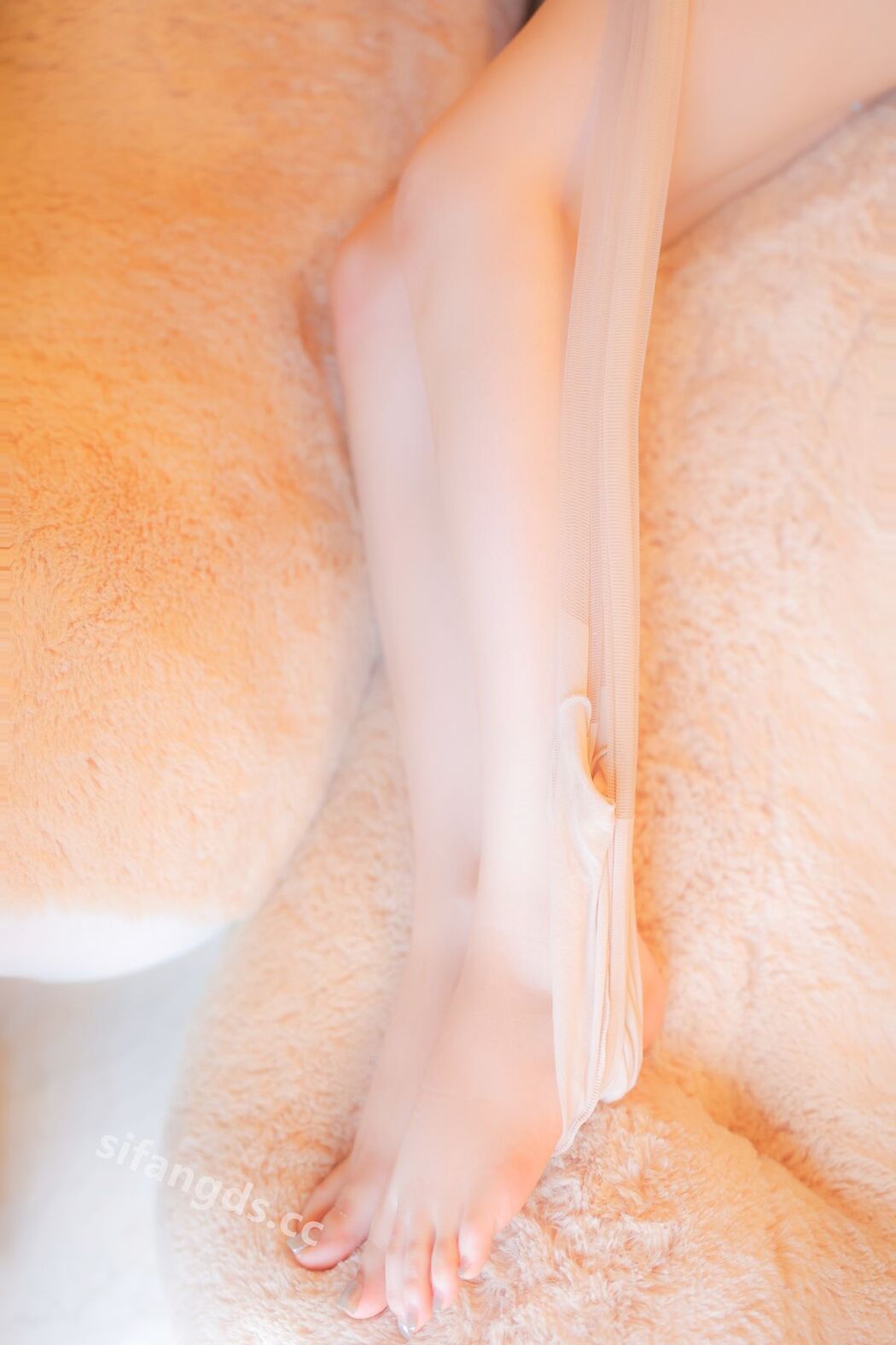 XR Uncensored Na Na Zi 娜娜子 – 童顏巨乳 大尺度高價作品 奶子超棒 (82P – 3V)