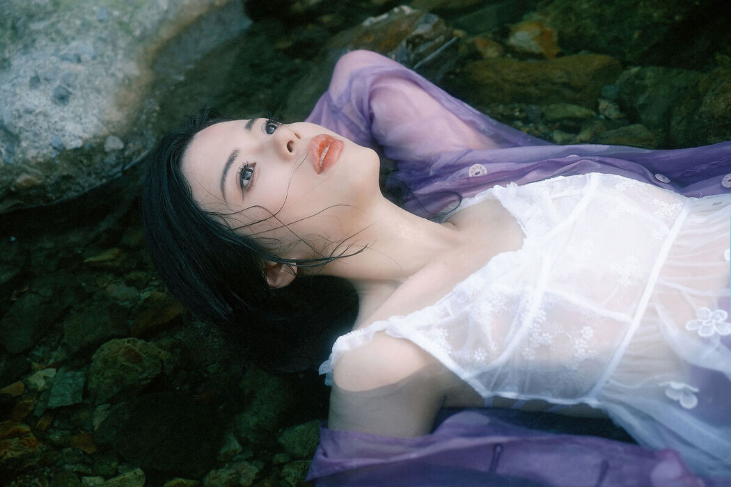 YiTuYu艺图语 Vol.8281 一只仟仟 (24P)