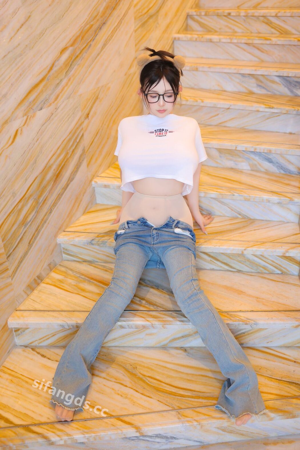 XR Uncensored Na Na Zi 娜娜子 – 童顏巨乳 大尺度高價作品 奶子超棒 (82P – 3V)
