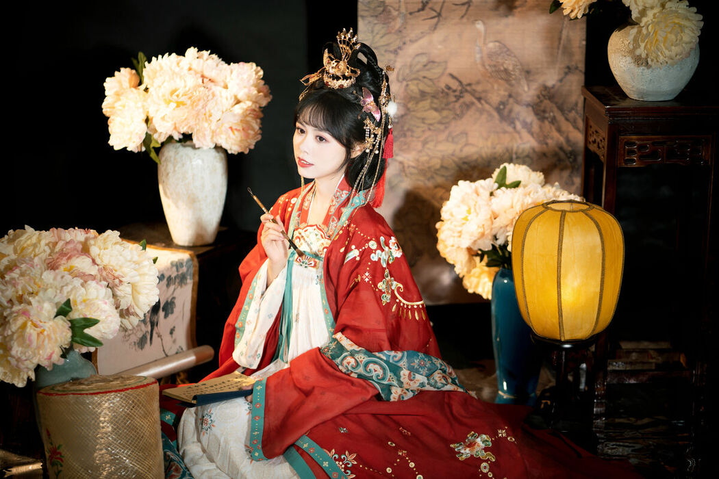YiTuYu艺图语 Vol.8283 是妧妧吖 (22P)