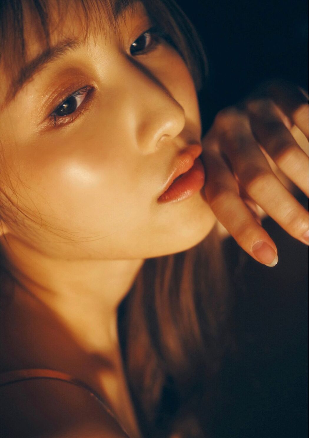 JP Tsuji Ririsa 辻りりさ – 危険な匂いに誘われて (69P)