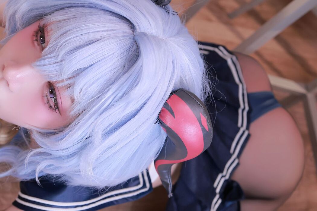 Coser@水淼Aqua &#8211; 2月补偿赠品 甘雨水手服 (51P)