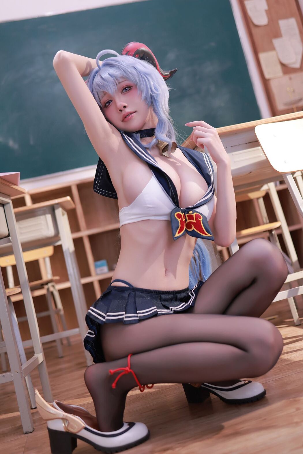 Coser@水淼Aqua – 2月补偿赠品 甘雨水手服 (51P)