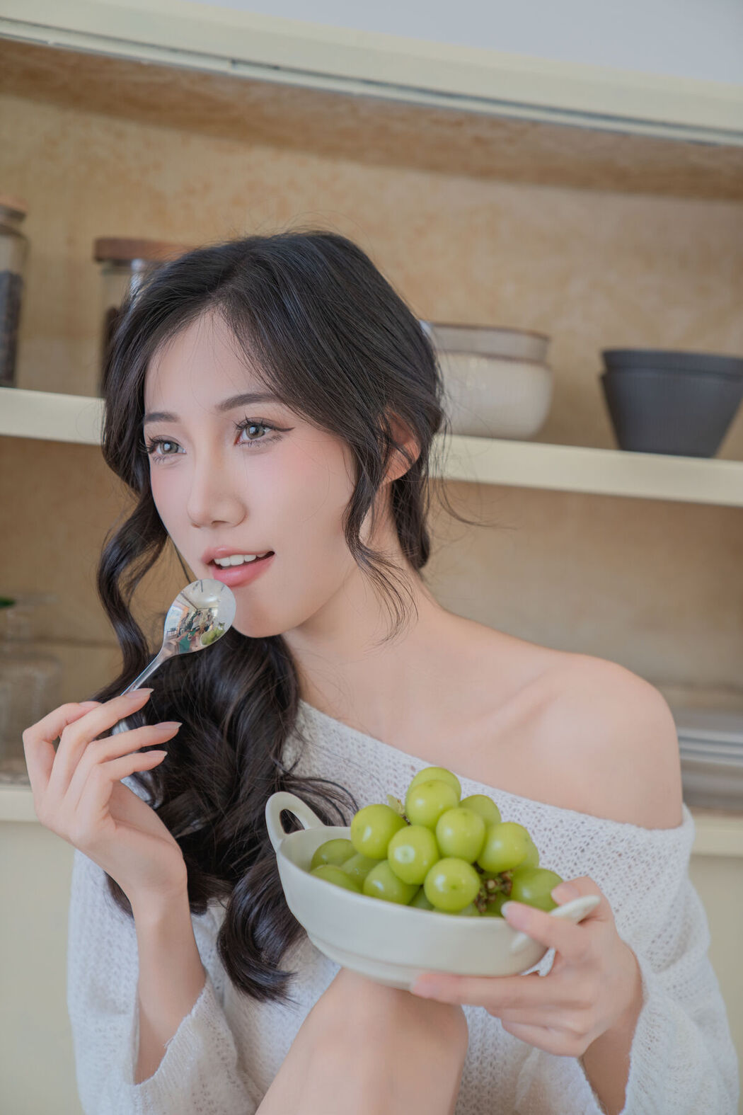 YiTuYu艺图语 Vol.8285 o1ne万 (29P)