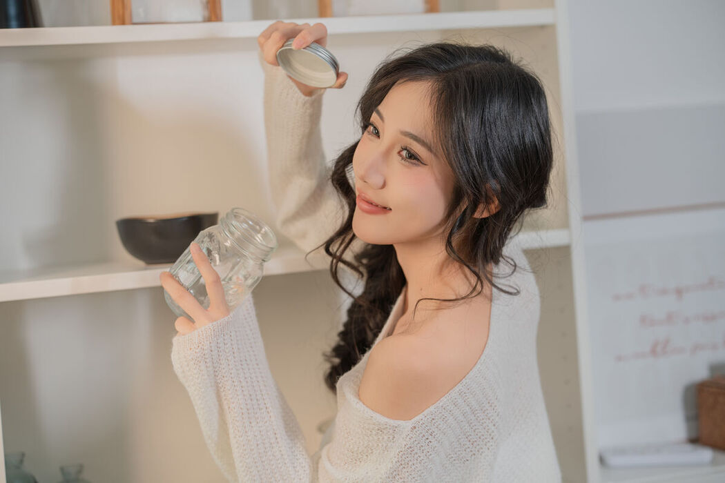 YiTuYu艺图语 Vol.8285 o1ne万 (29P)