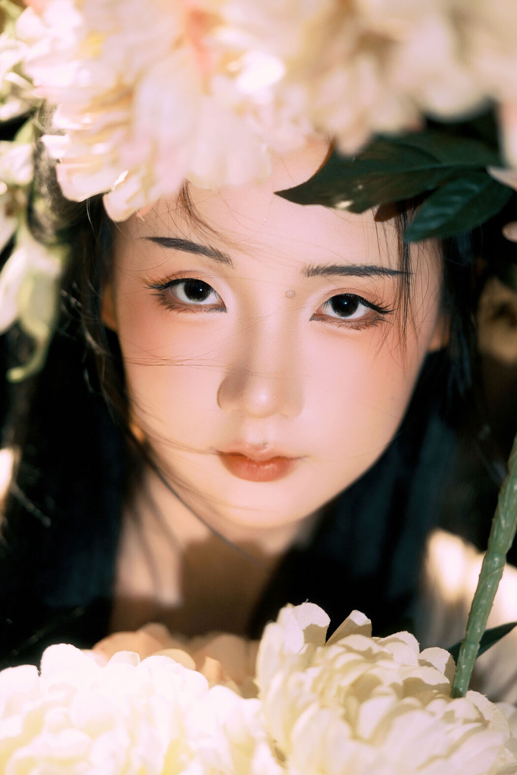 YiTuYu艺图语 Vol.8284 人贵雨儿 (22P)
