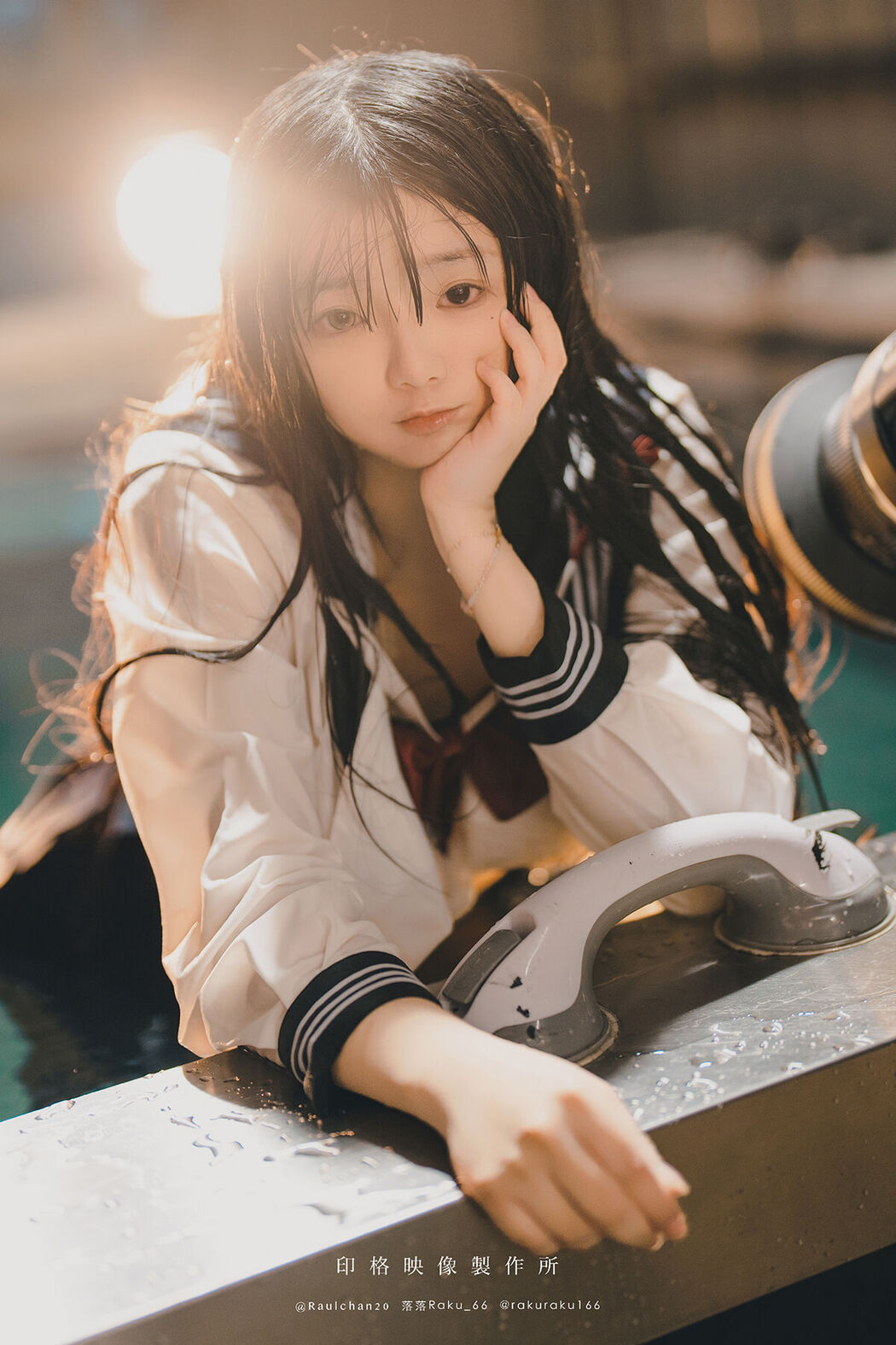 Coser@落落Raku – 水泳馆 (59P – 1V) Cover Photo