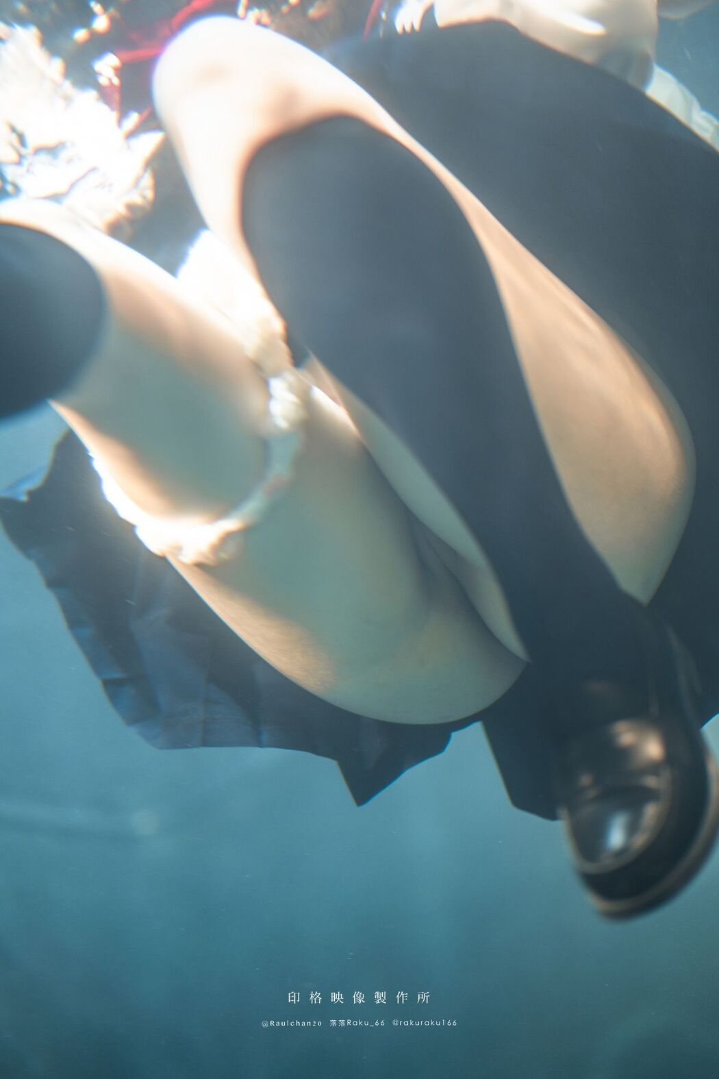 Coser@落落Raku &#8211; 水泳馆 (59P &#8211; 1V)