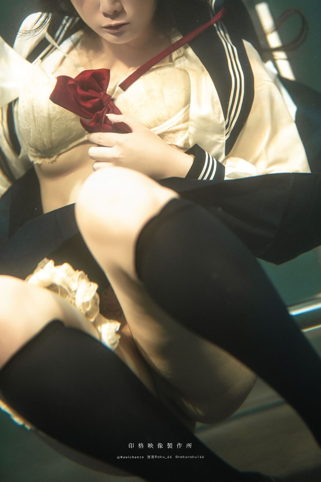 Coser@落落Raku &#8211; 水泳馆 (59P &#8211; 1V)