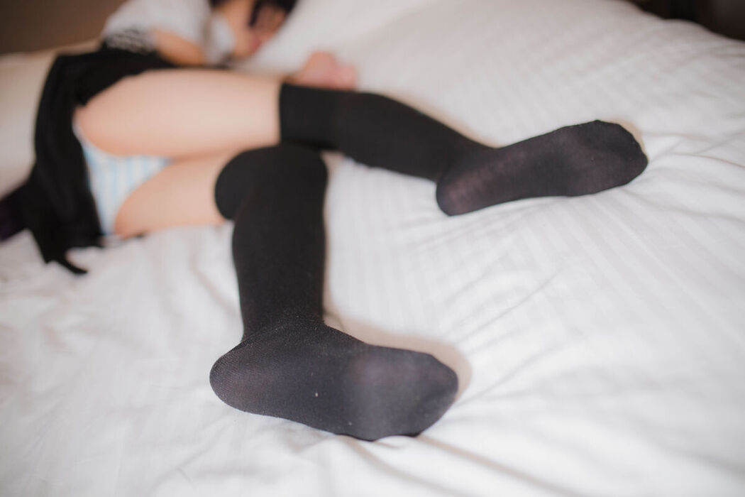 Coser@污神映画 &#8211; 凜凜蝶常服 (71P)
