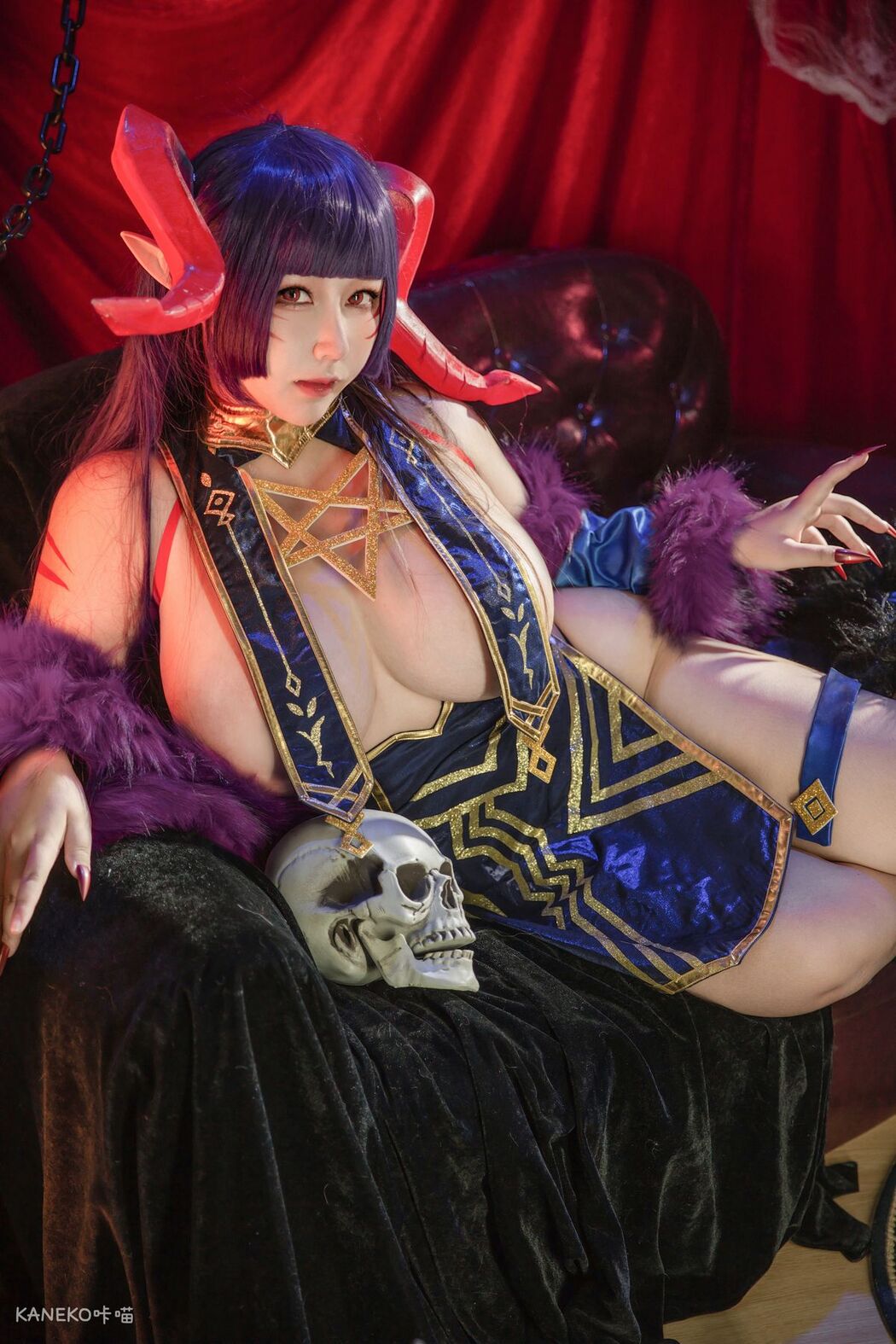 Coser@KANEKO_咔喵 – 天下布魔 撒旦 (31P – 1V)