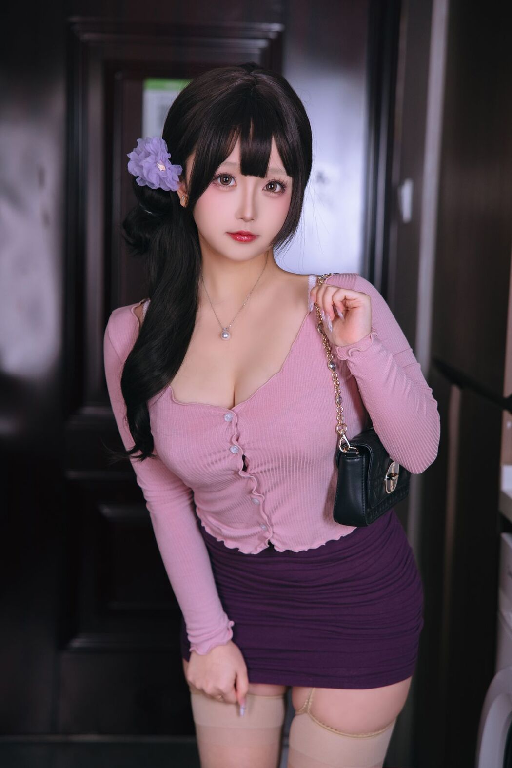 Coser@日奈娇 – 小妈 Part1 (60P – 6V)