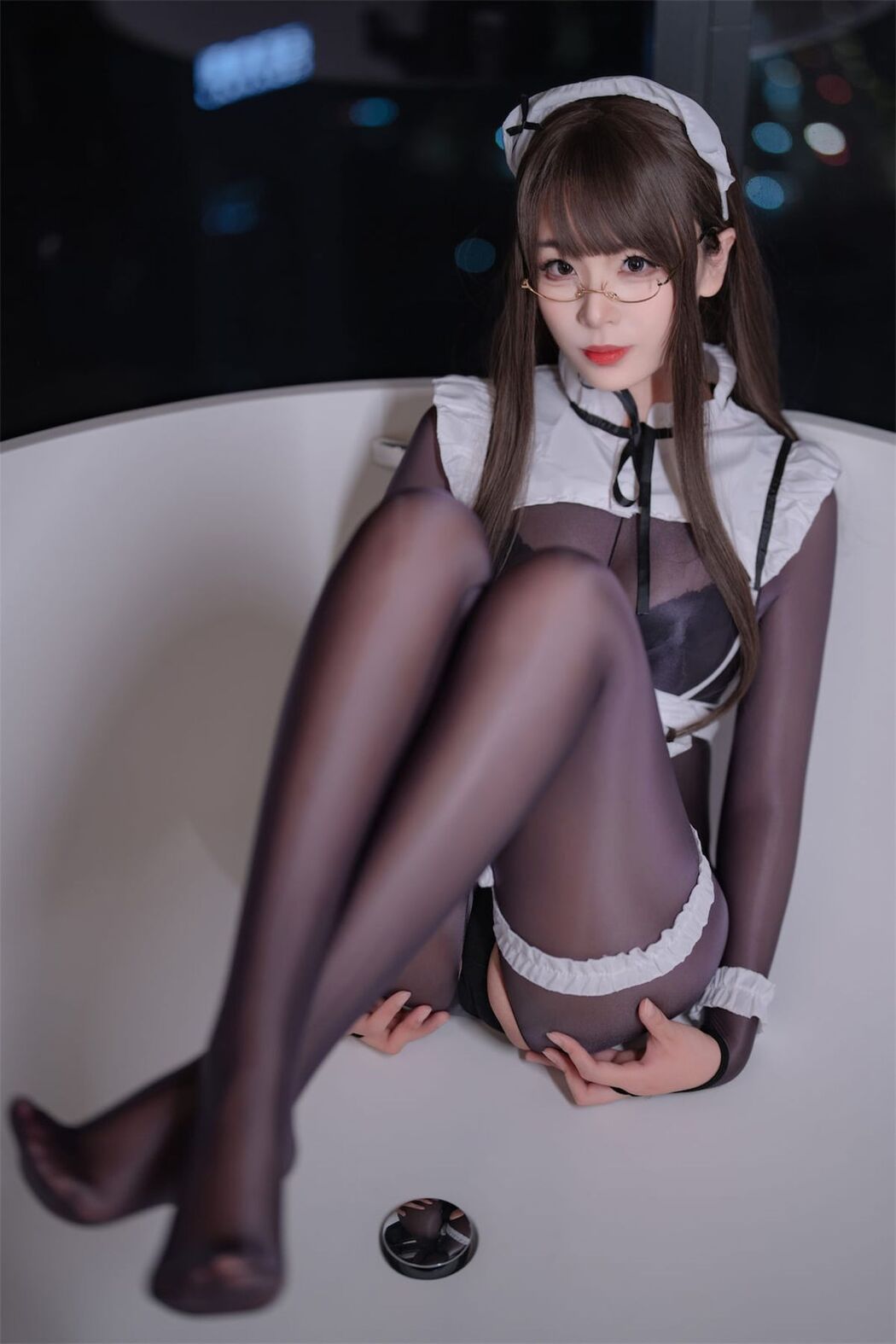 Coser@轩萧学姐 – 连体丝女仆 (91P)