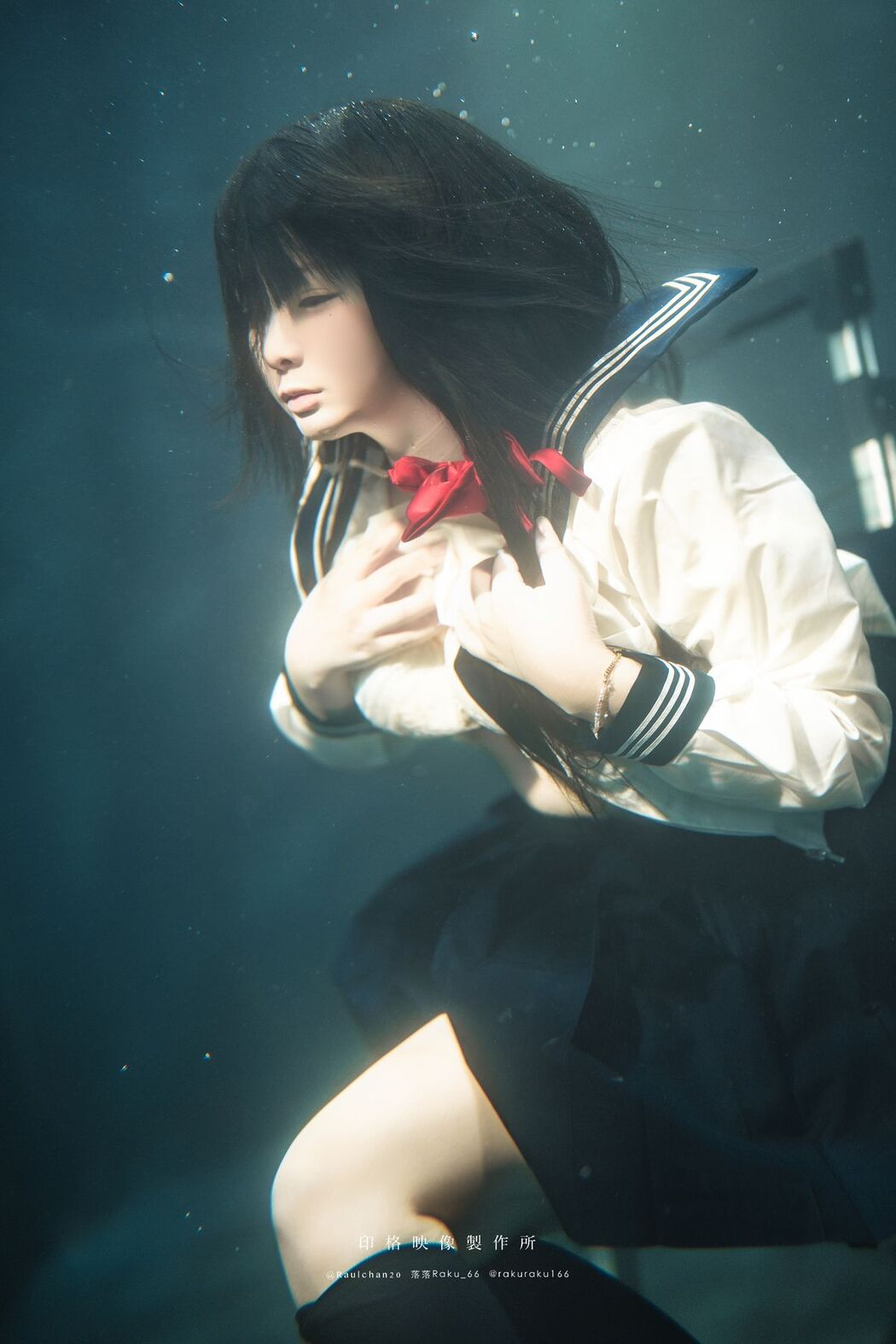 Coser@落落Raku &#8211; 水泳馆 (59P &#8211; 1V)
