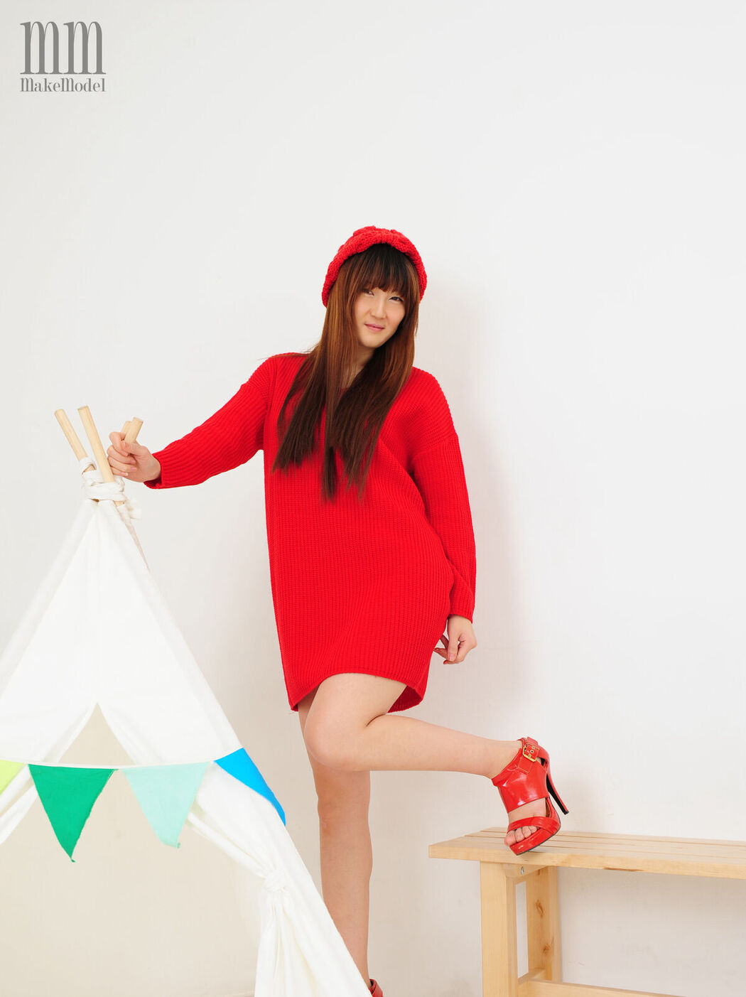 MakeModel Gahee 가희 – 2015.05.08 열정적인 불꽃 (39P)