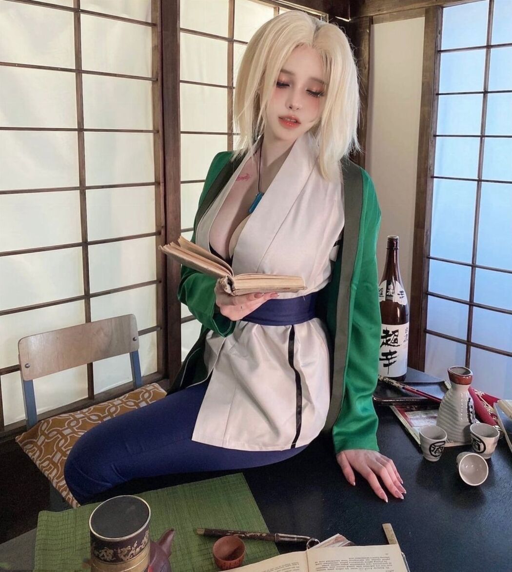 Coser@暴走鲤鱼王 – 12月合集 Part01 (48P)