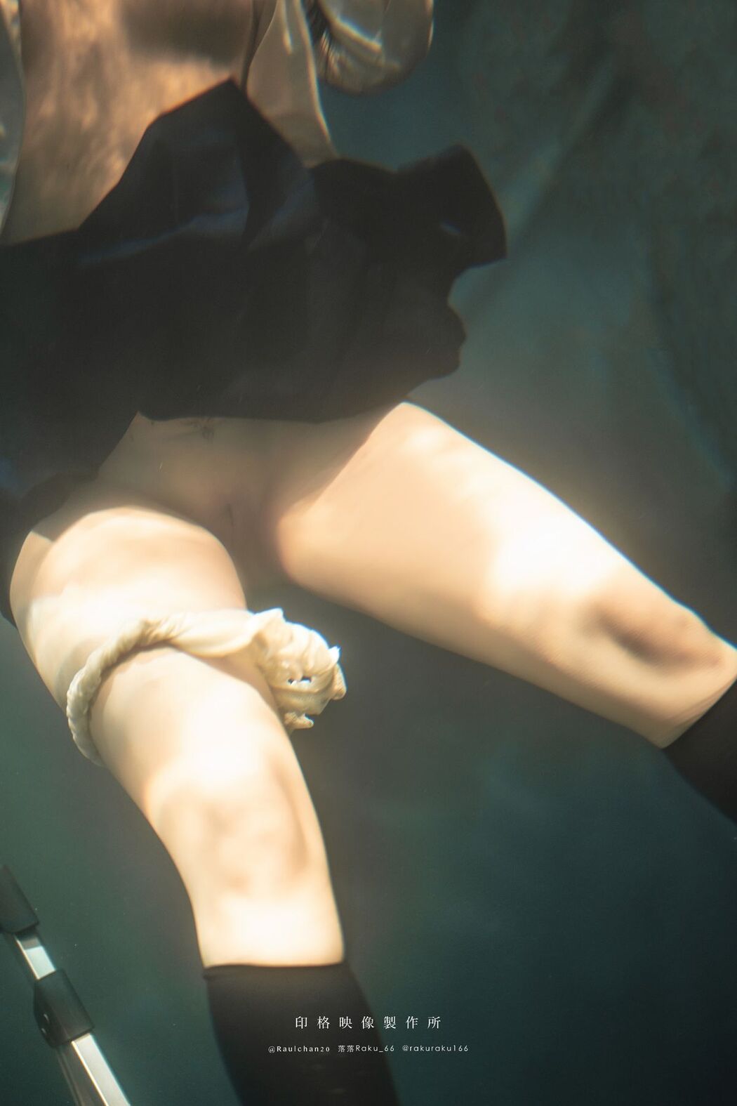 Coser@落落Raku &#8211; 水泳馆 (59P &#8211; 1V)