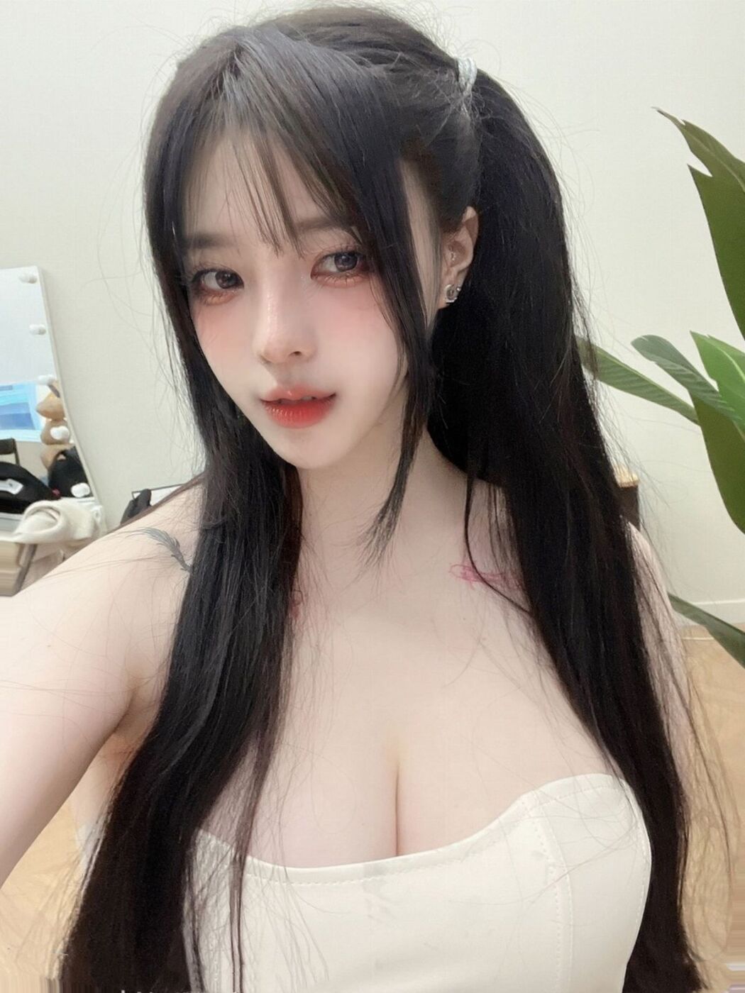 Coser@暴走鲤鱼王 – 12月合集 Part02 (48P)