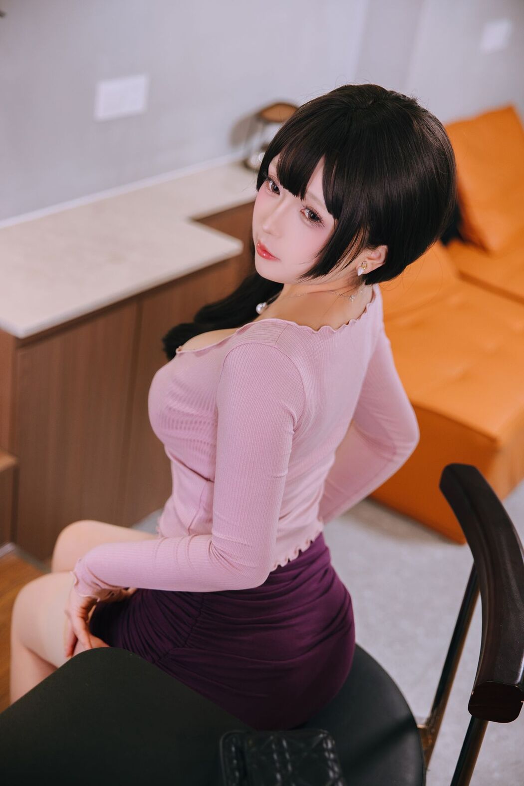 Coser@日奈娇 – 小妈 Part1 (60P – 6V)