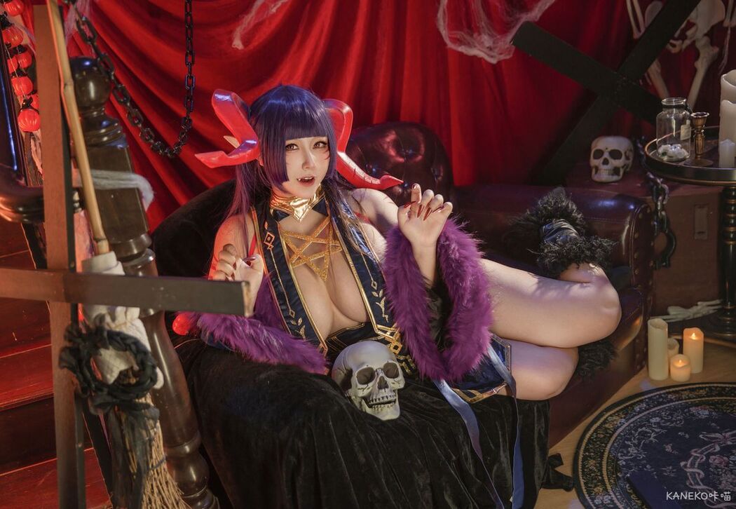 Coser@KANEKO_咔喵 &#8211; 天下布魔 撒旦 (31P &#8211; 1V)