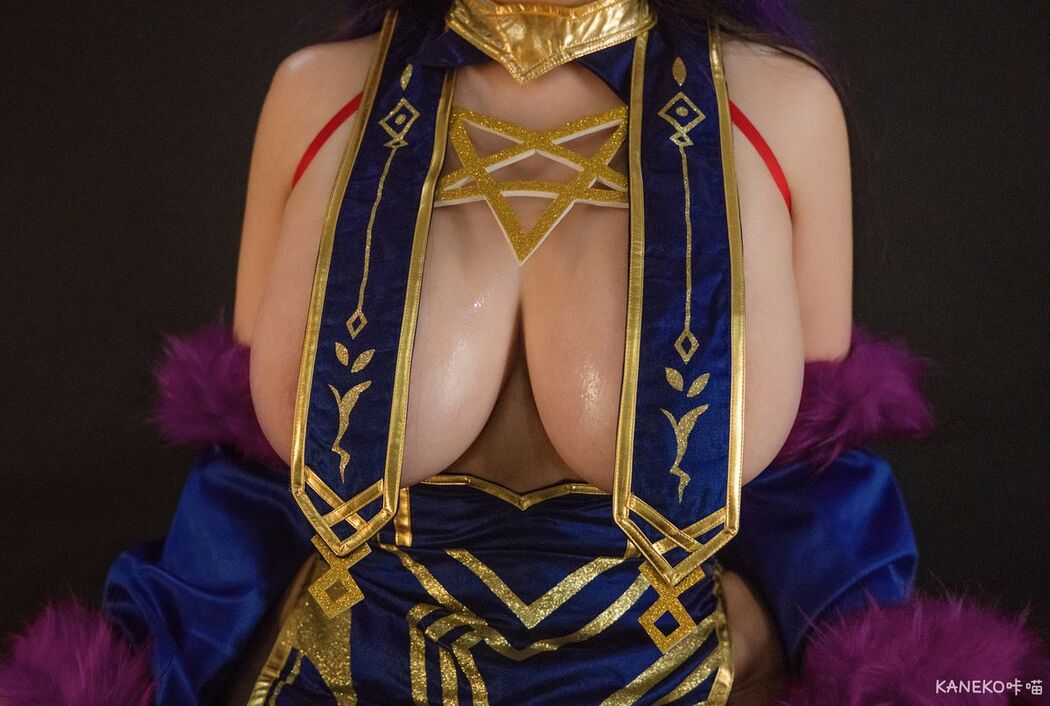 Coser@KANEKO_咔喵 &#8211; 天下布魔 撒旦 (31P &#8211; 1V)