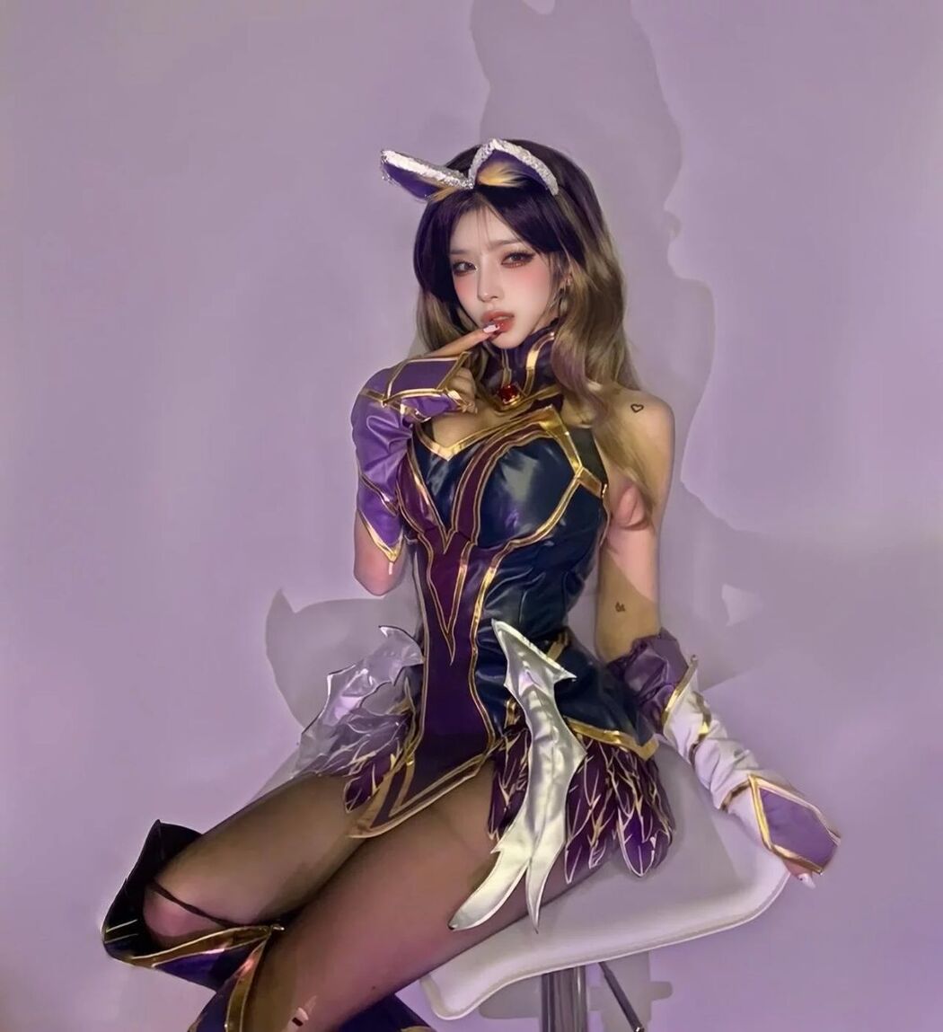 Coser@暴走鲤鱼王 – 12月合集 Part01 (48P)