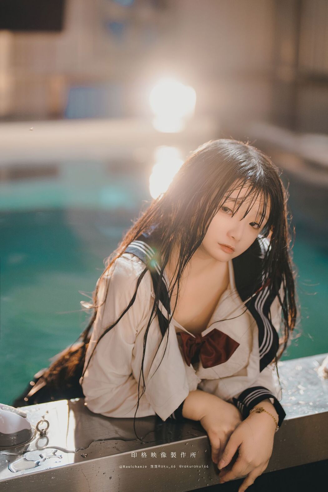 Coser@落落Raku &#8211; 水泳馆 (59P &#8211; 1V)