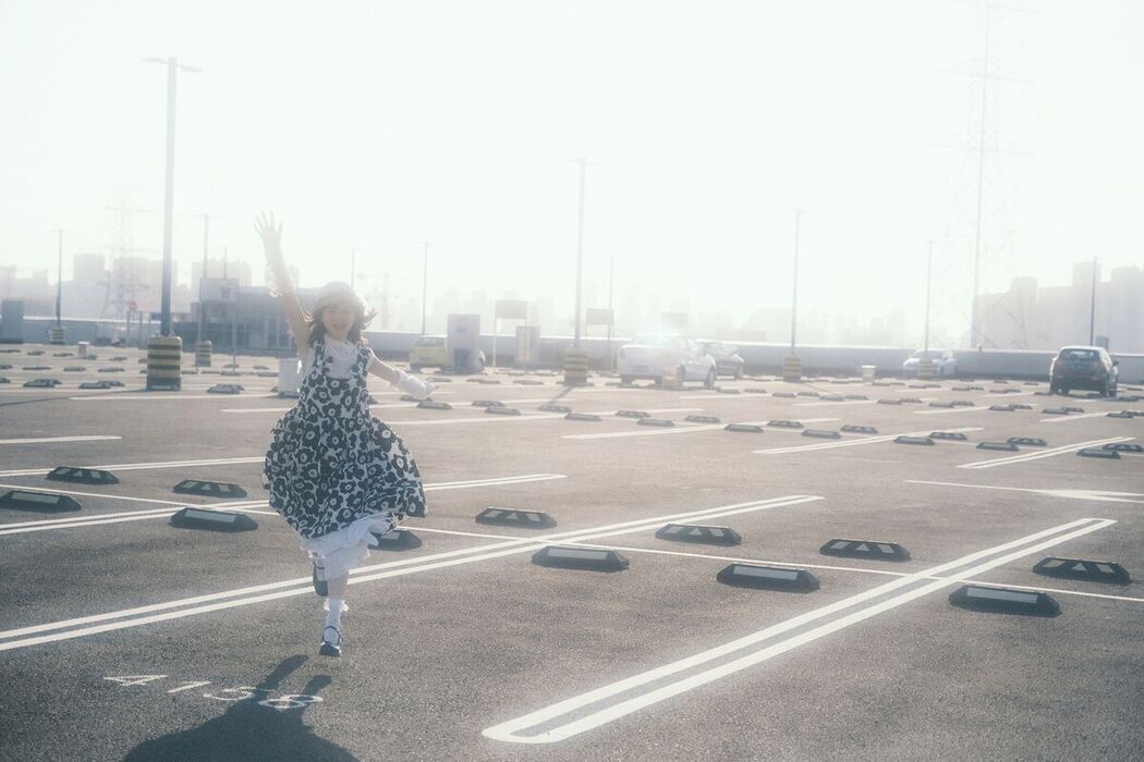 YiTuYu艺图语 Vol.8291 乌堆少女 (24P)