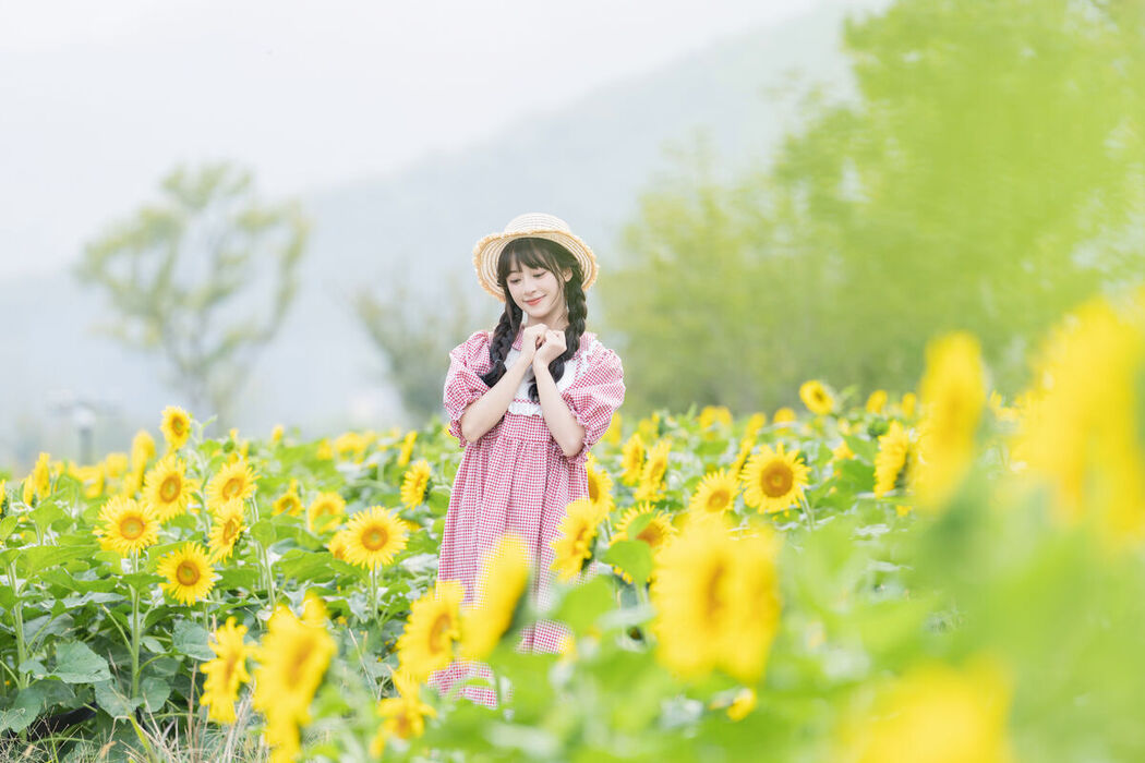 YiTuYu艺图语 Vol.8288 夏芋小年 (31P)