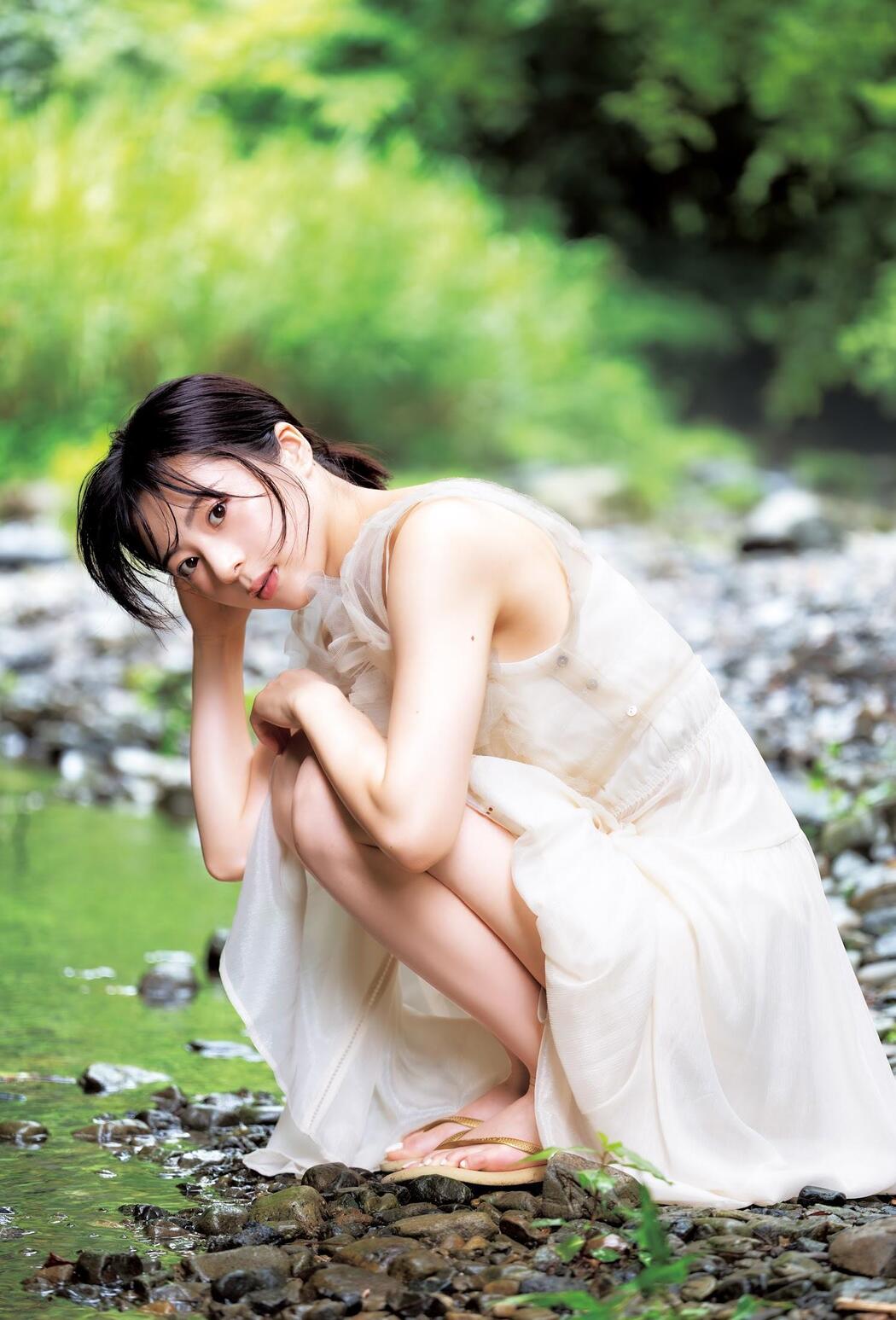 Yume Takeuchi 竹内夢, Young Jump 2025 No.38 (ヤングジャンプ 2025年38号)