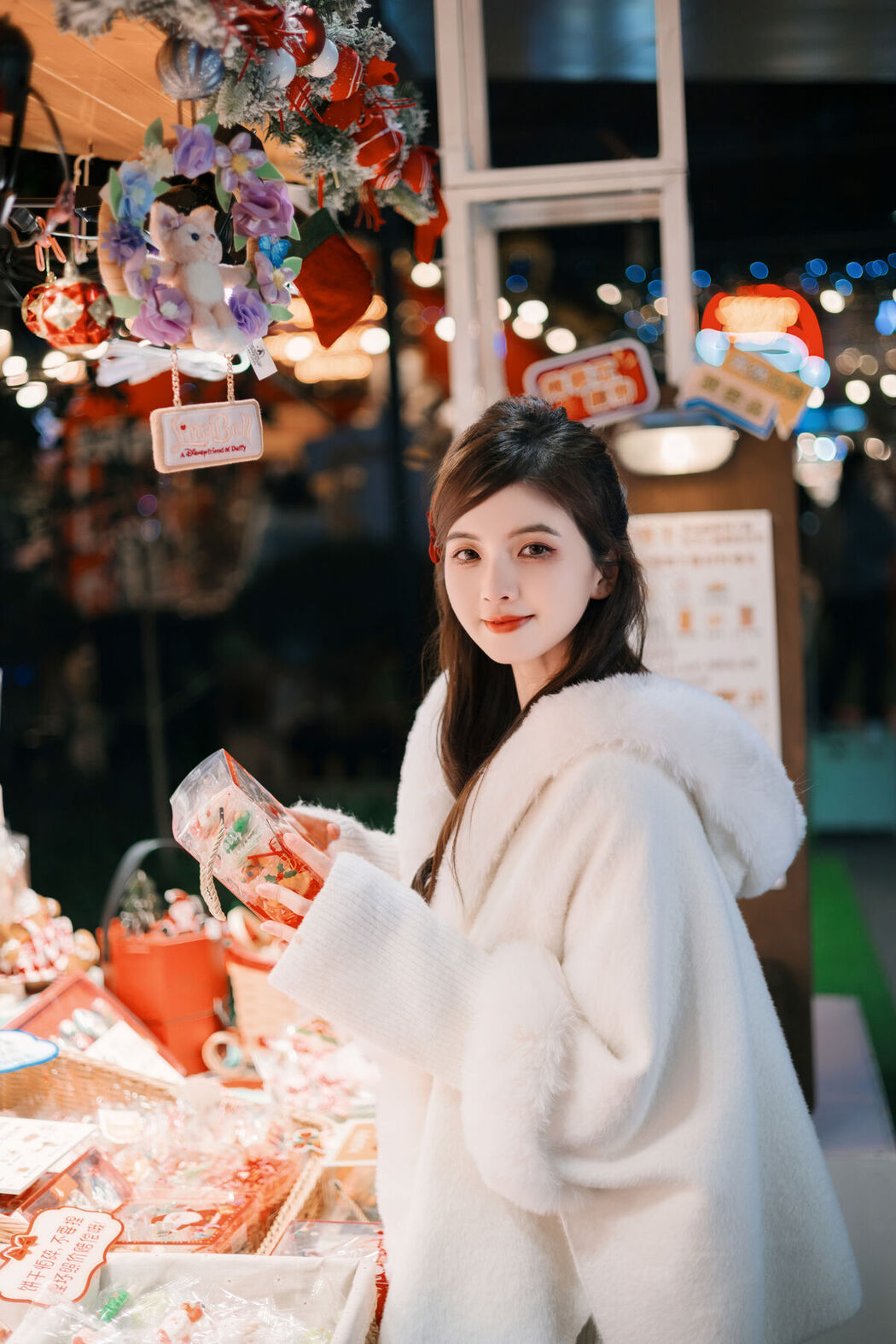YiTuYu艺图语 Vol.8295 Tifa丁小妮 (31P)