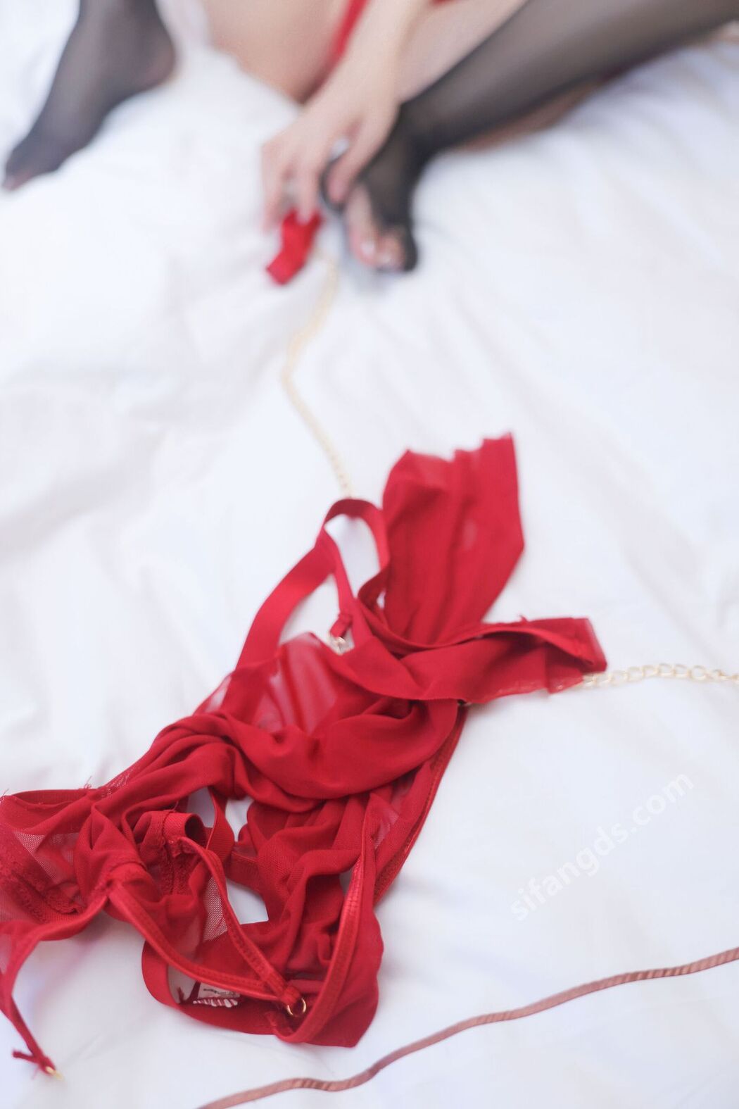 XR Uncensored Xiao Man Yao Yummy 小蛮妖Yummy &#8211; R18 秀人网模特 性感临界值 尺度私爆丁字裤 (74P &#8211; 1V)