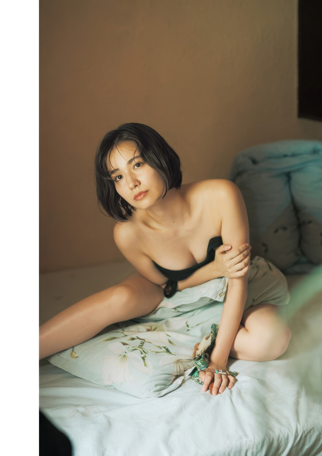 Ayaka Shinya 新谷あやか, Young Jump 2025 No.38 (ヤングジャンプ 2025年38号)